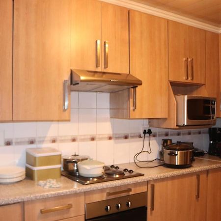 Tlelakufuma Guest House Johannesburg Bagian luar foto